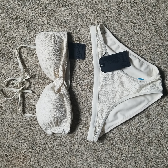 Ripzone Bikini - Picture 1 of 7